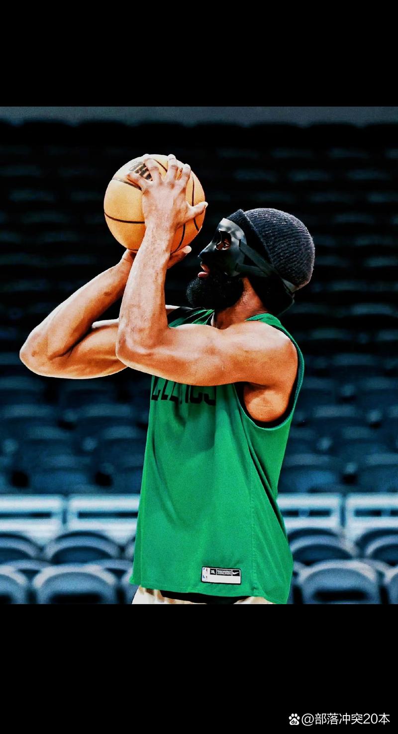 马塞利诺：马西亚的模板是罗德里，愿他未来能达到罗德里高度（马塞利诺：马西亚以罗德里为榜样，盼其未来达到罗德里水准）