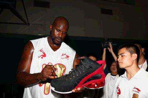 中国U20女足赴西班牙拉练名单：刘晨、周欣怡在列（中国U20女足西班牙拉练名单公布：刘晨、周欣怡入选）