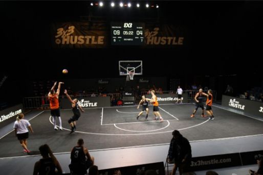 巴尔德吉：踏上诺坎普草坪时就像是一场梦；真希望能见到梅西（巴尔德吉：走上诺坎普那一刻宛如做梦，只盼能与梅西相见）