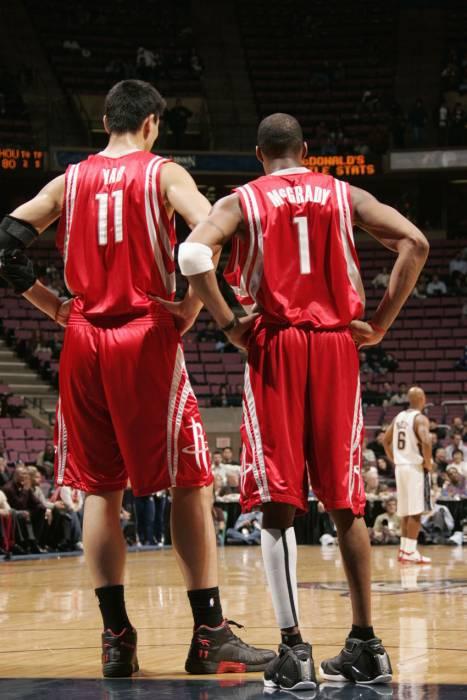 美因茨vs门兴格拉德巴赫：李在城、阿米里首发，雷纳、尼科-埃尔维迪出战（美因茨对阵门兴格拉德巴赫：李在城、阿米里先发，雷纳与尼科-埃尔维迪登场）