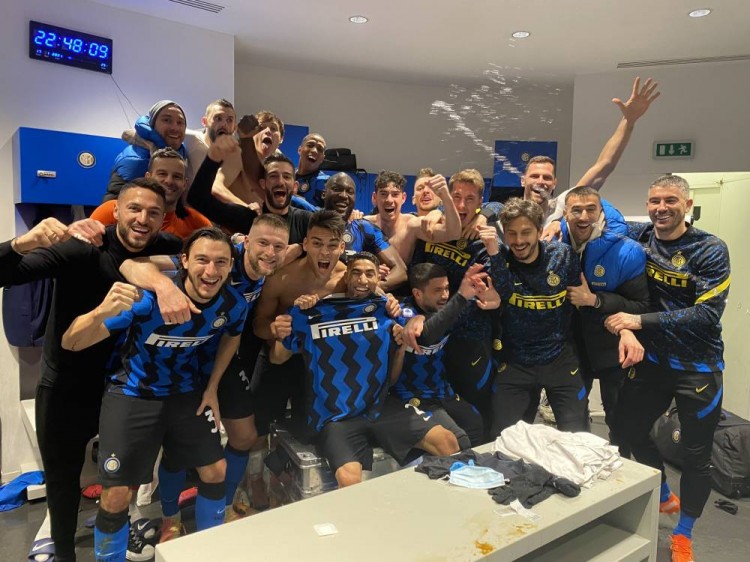 町田泽维亚3-1神户胜利船夺冠，藤尾翔太双响，相马勇纪破门（藤尾翔太梅开二度、相马勇纪建功，町田泽维亚3-1击退神户胜利船加冕冠军）