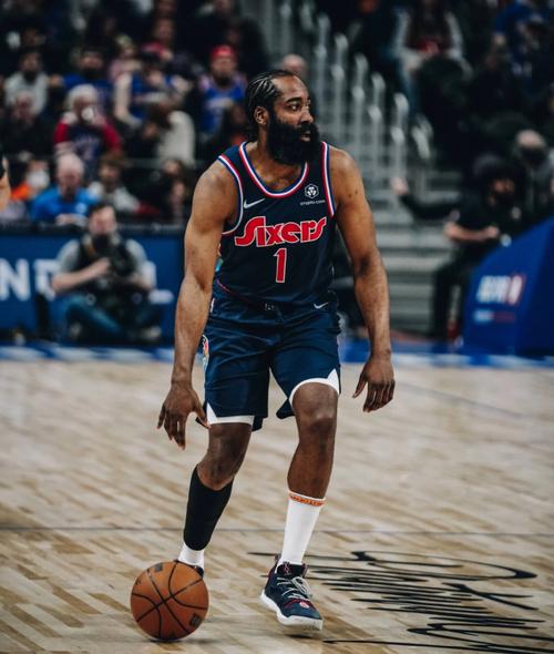 英超：阿森纳客场3-1击败诺维尔（英超客场，阿森纳3-1力克诺维尔）