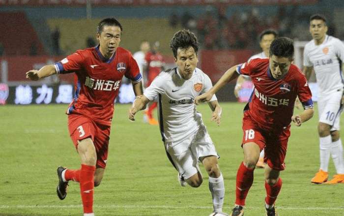 足球中超球队外援难抵气候影响状态下滑（气候影响难挡，中超外援状态下滑）